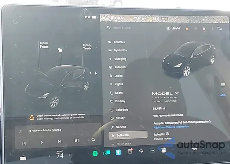 2022 Tesla Model Y Long Range Dual Motor All-Wheel Drive z USA, uszkodzony, nr VIN 7SAYGDEE6NF313818